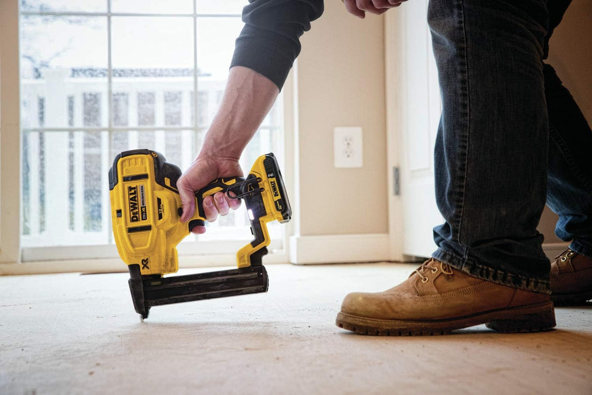 Dewalt 20V Max Narrow Crown Stapler 18GA Tool
