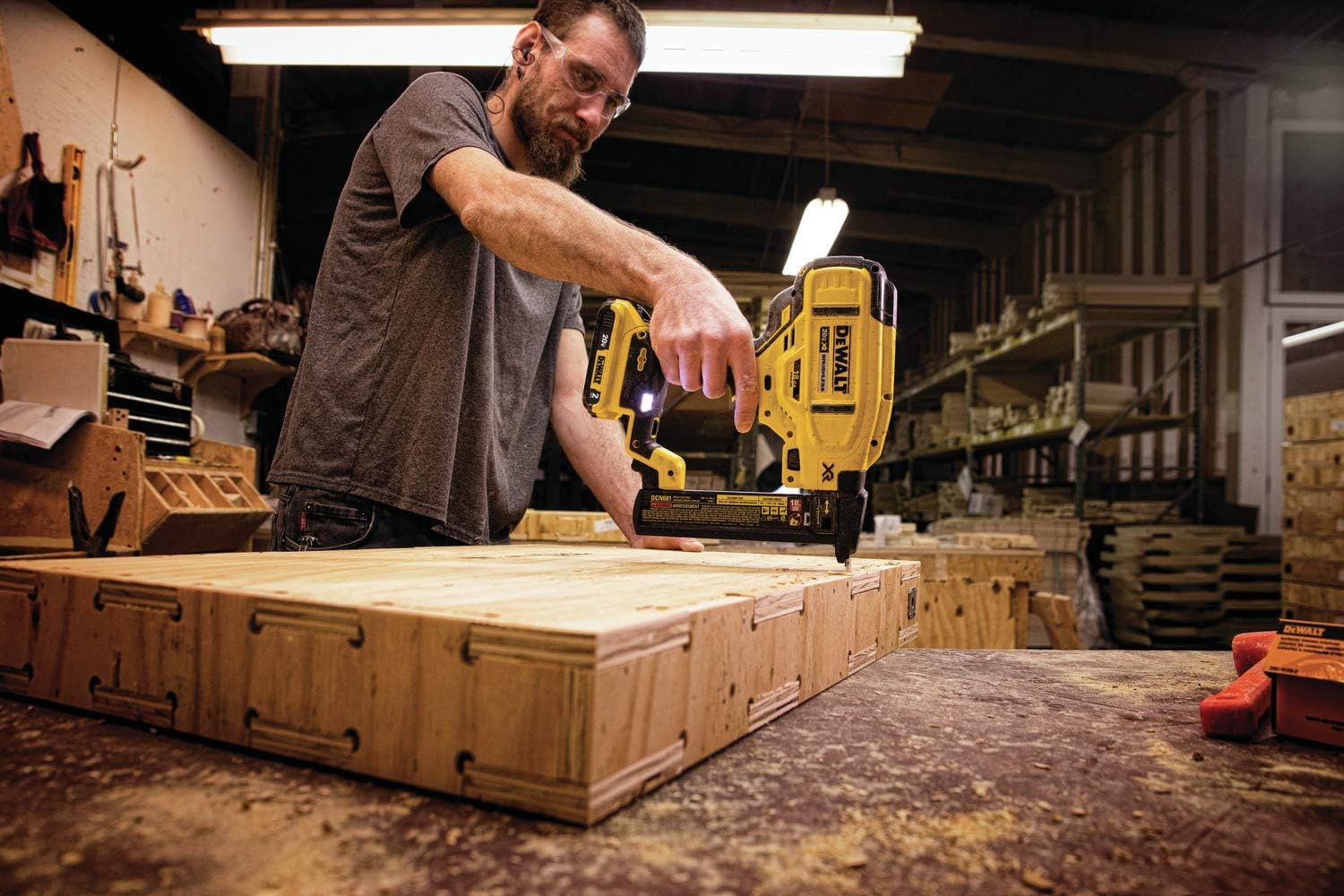 Dewalt 20V Max Narrow Crown Stapler 18GA Tool