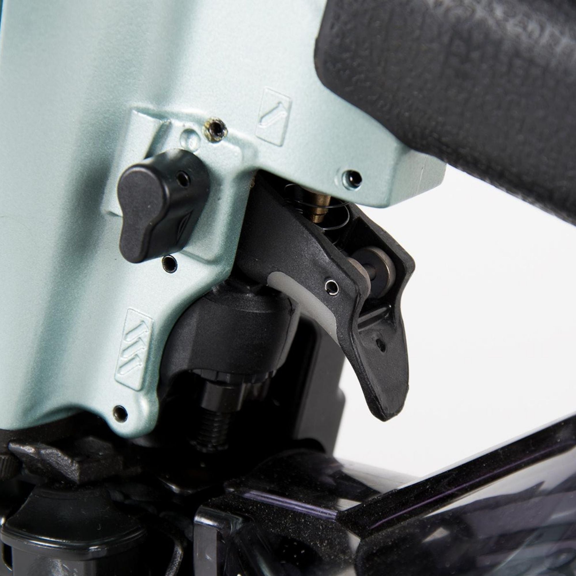 Metabo HPT Coil Siding Nailer - 15 Degree