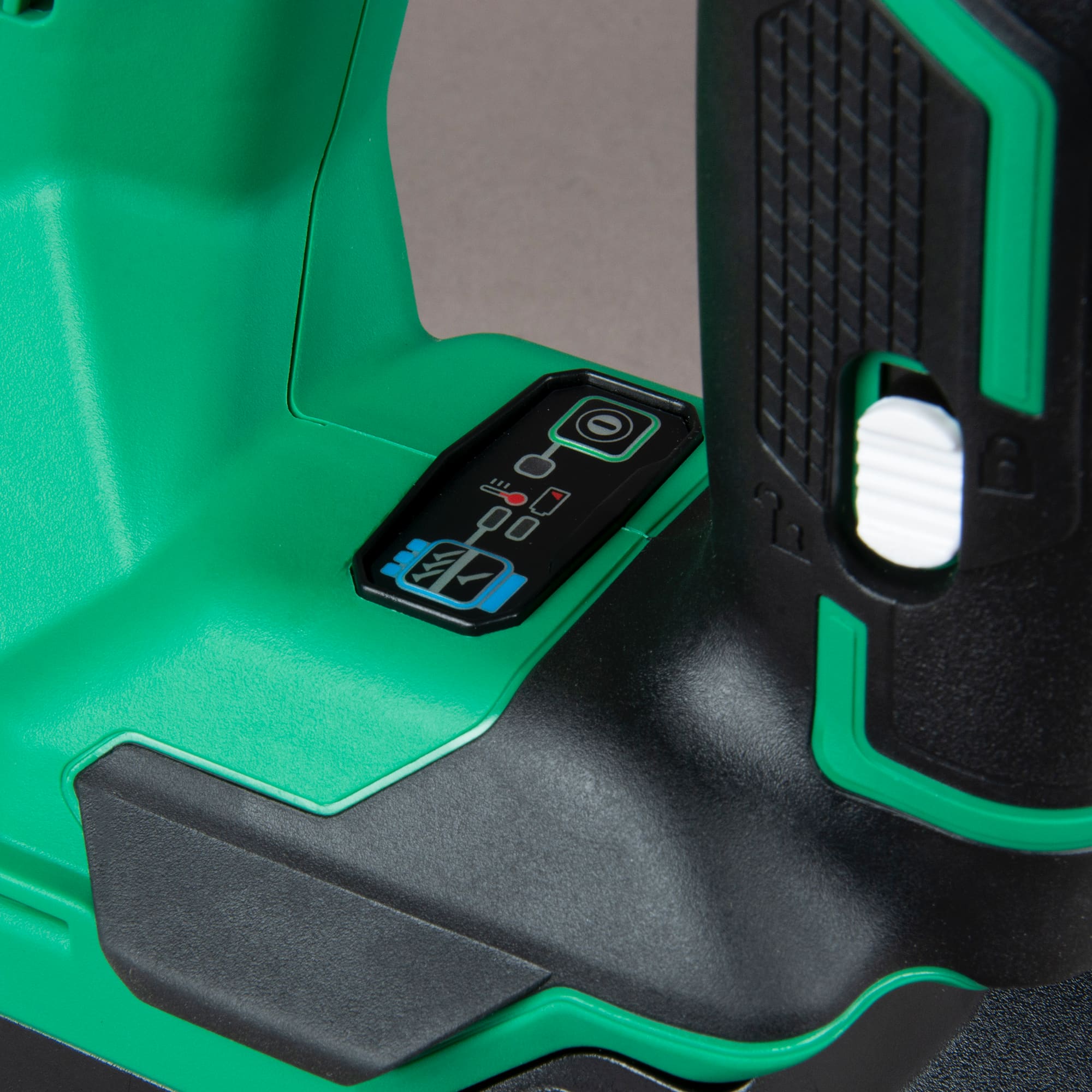 Metabo HPT 18V MultiVolt Cordless Nailer Kit
