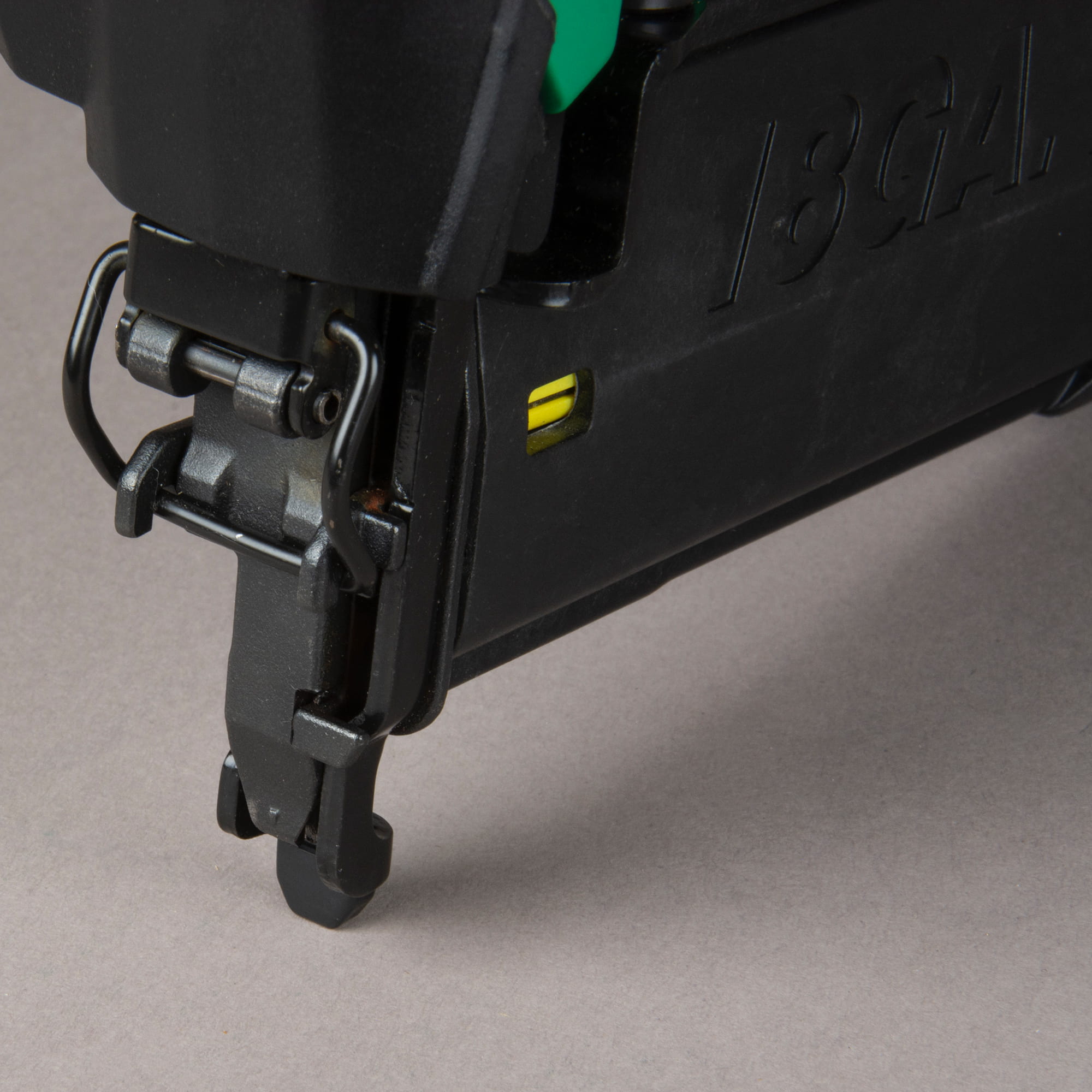 Metabo HPT 18V MultiVolt Cordless Nailer Kit