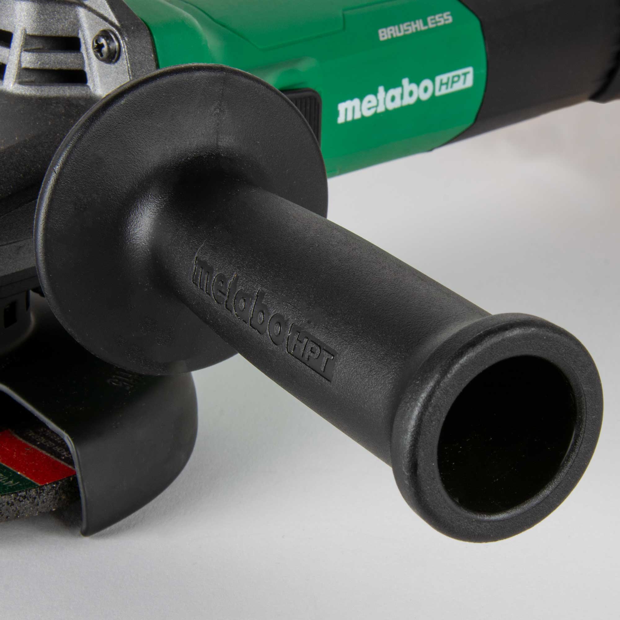 Metabo G12VE2 HPT 4 1/2" 12 Amp avec poignée latérale à 3 positions