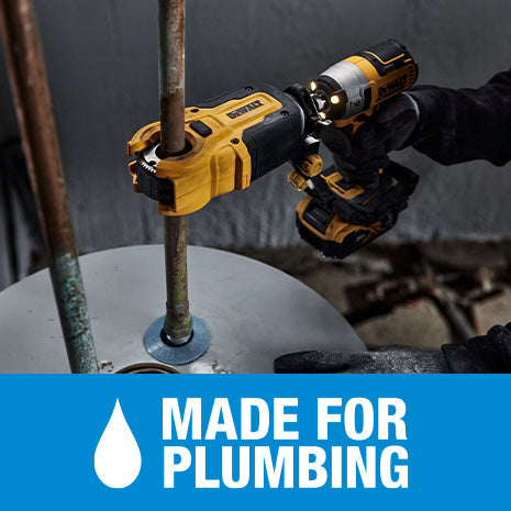 Dewalt Impact Ready Copper Tubing Cutter with Brace Bracket (Coupeur de tubes en cuivre prêt à l'emploi avec support)