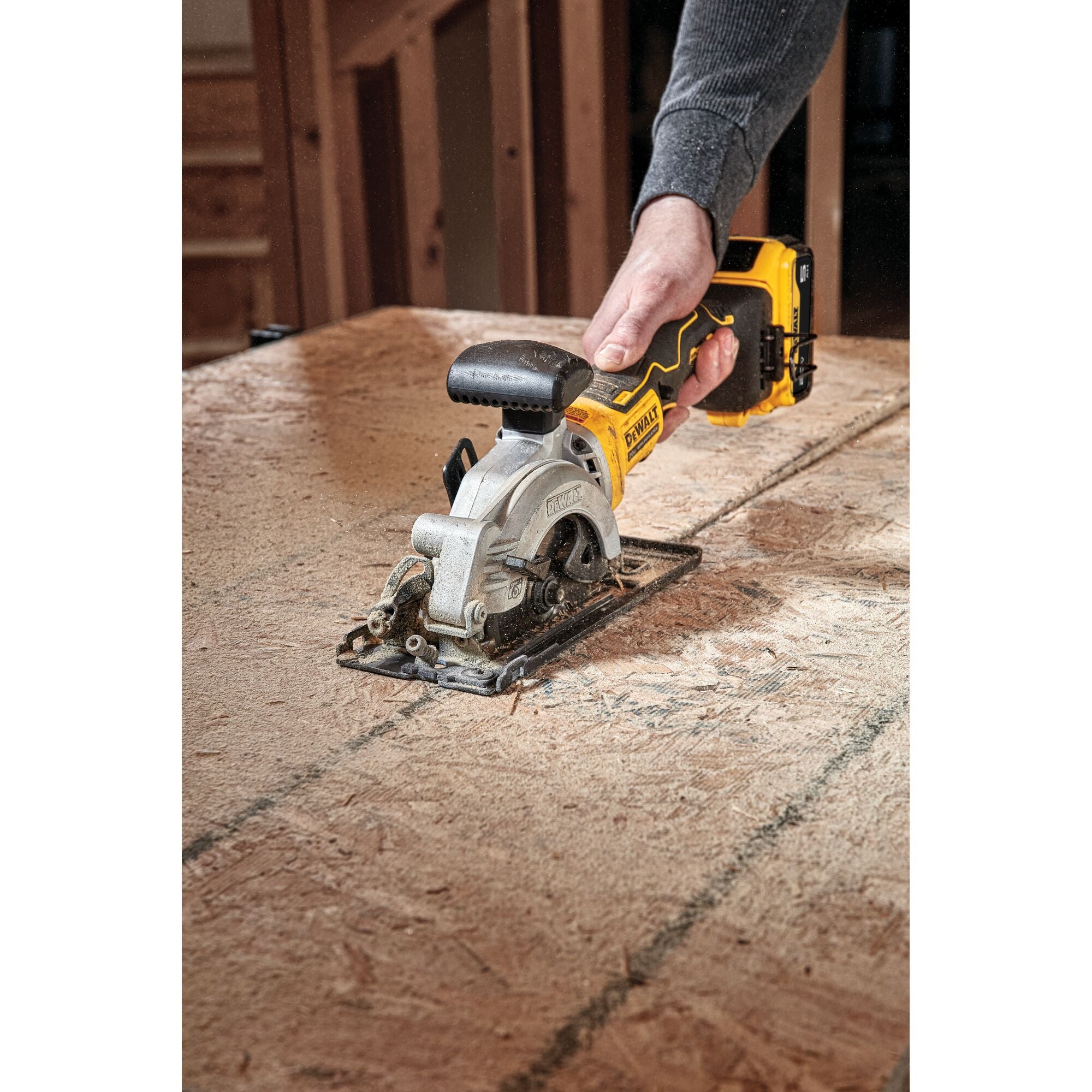 Dewalt 20V Scie circulaire sans fil avec kit de freinage