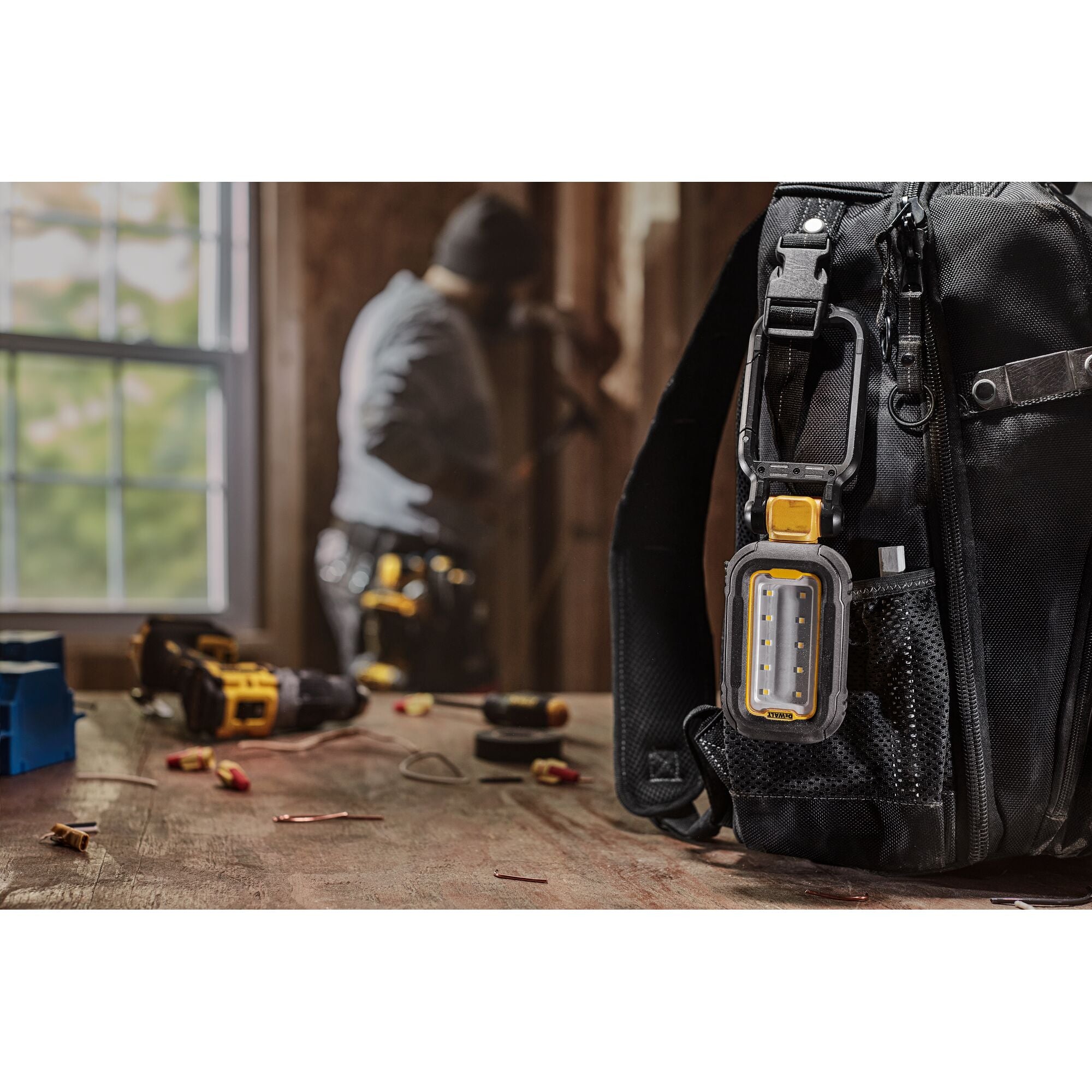Lampe de poche rechargeable Dewalt