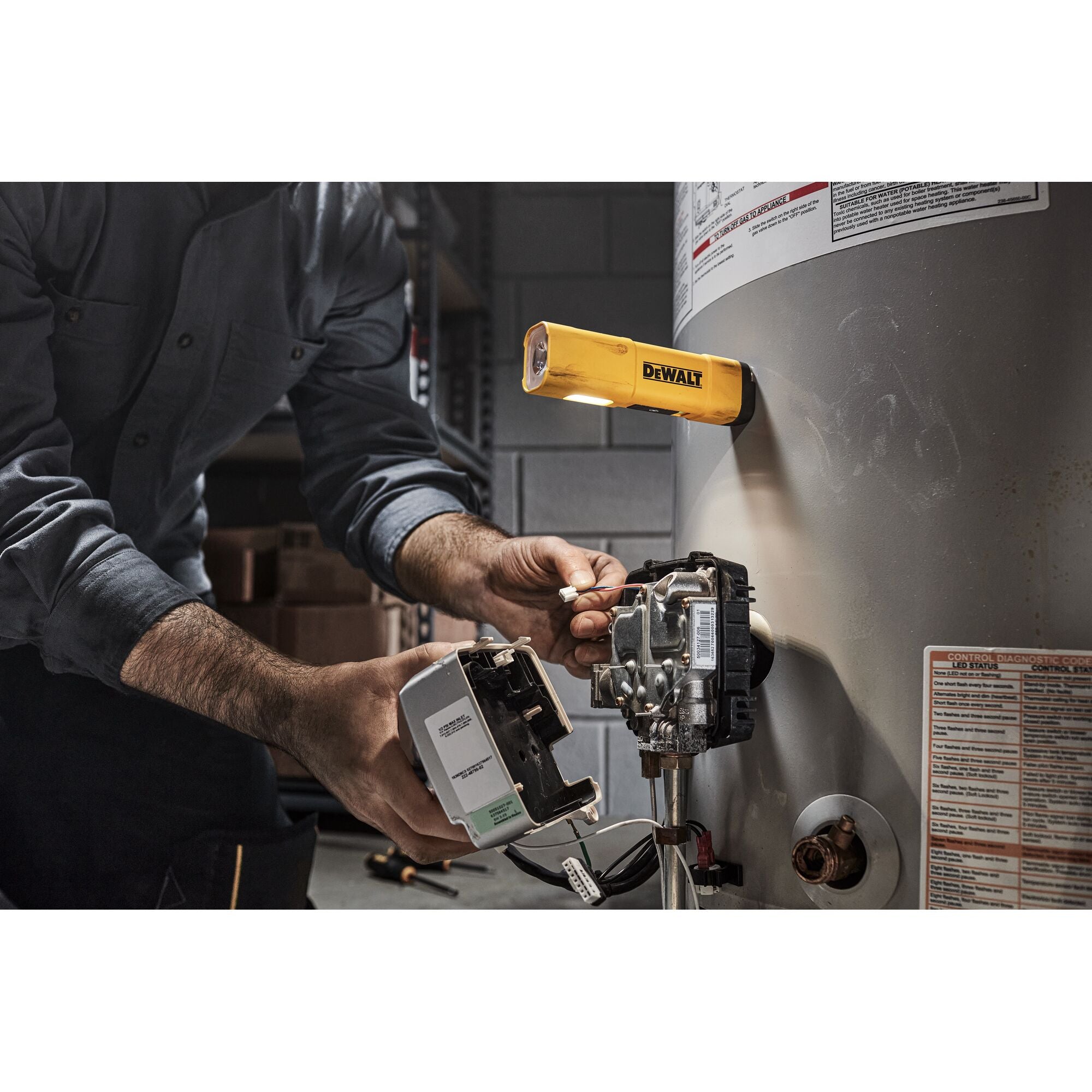 Lampe de poche rechargeable Dewalt