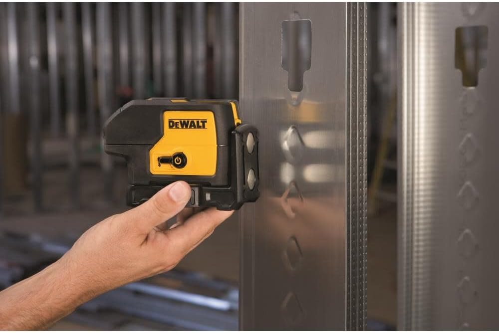 Dewalt Pointeur laser à 3 faisceaux, autonivelant