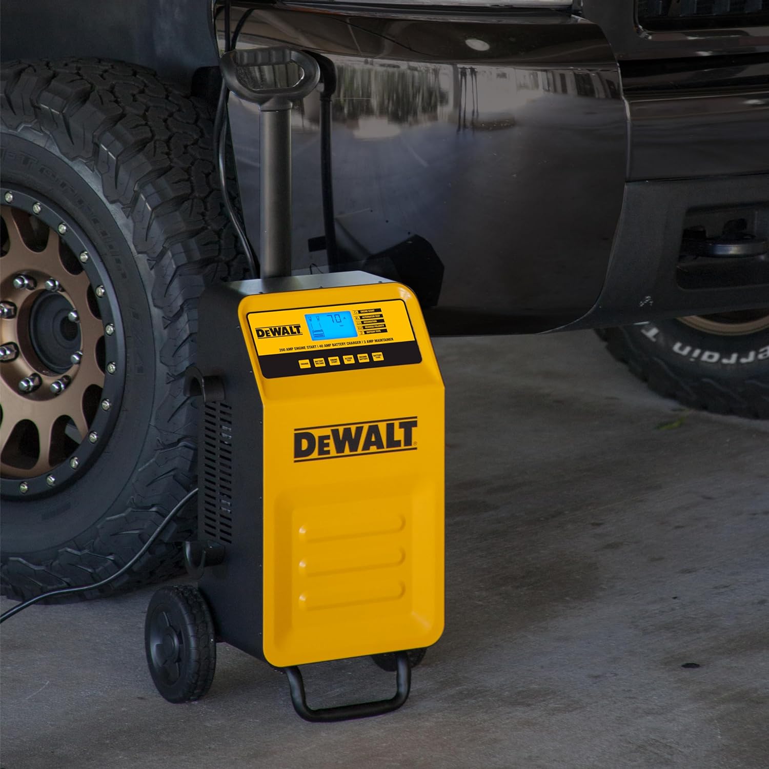 Chargeur de batterie Dewalt Professional Rolling 40 Amp