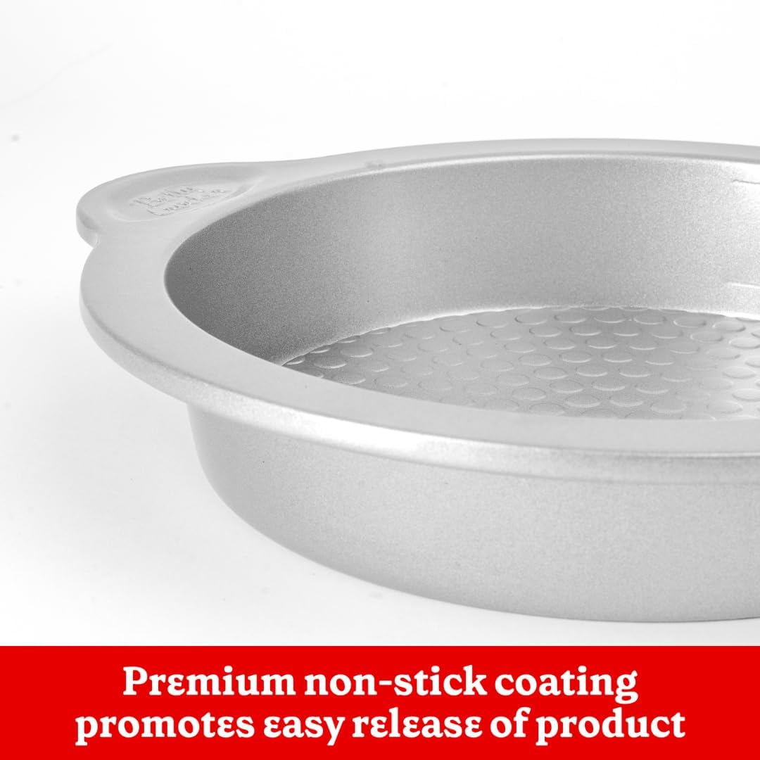 Betty Crocker Bakery Starter with Muffin Pan Round Pan Loaf Pan & Silicone Spatula Scraper - Bundle