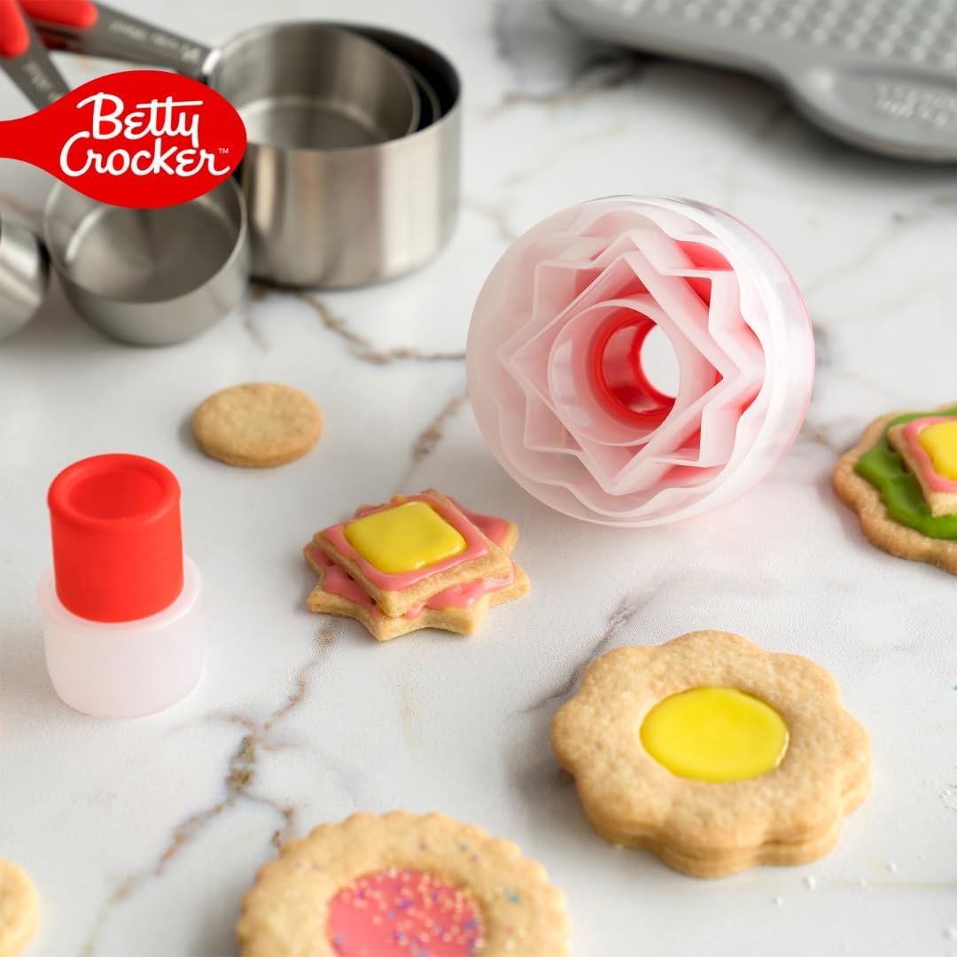 Betty Crocker Hearts Geometric Fluted & Circles Cookie Cutter - Bundle
