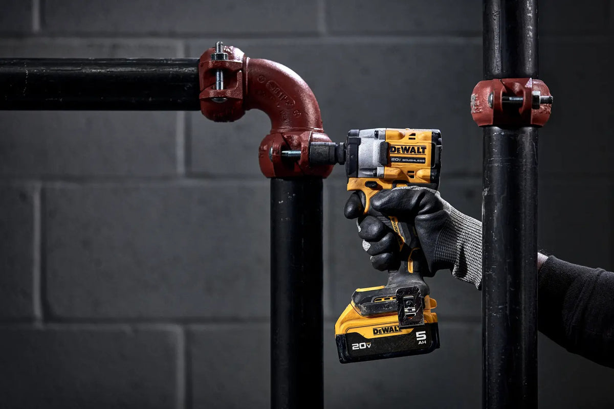 Dewalt 1/2" 20V Max Atomic Cordless Impact Wrench with Hog Ring Anvil Kit