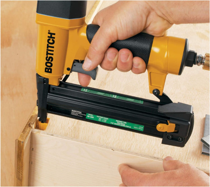 Bostitch 18GA Brad Nailer/Narrow Crown Finish Stapler