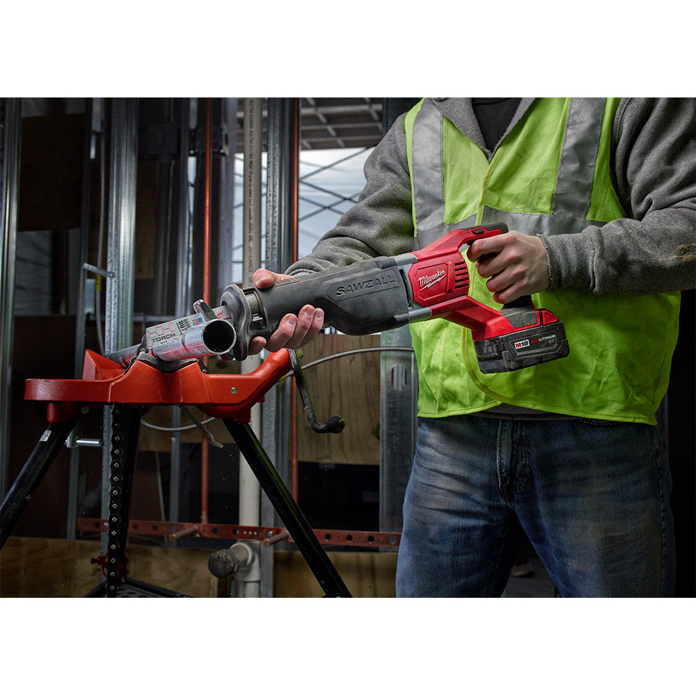 Milwaukee 18V Lithium Ion Cordless Sawzall  with Quik Lok Blade Clamp and All Metal Gearbox