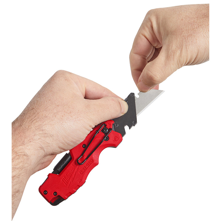 Milwaukee Fastback 6 in 1 Folding Utility Knife