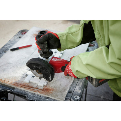 Meuleuse sans fil Milwaukee 18V 4.5" à 5" avec interrupteur à palette - Outil seulement