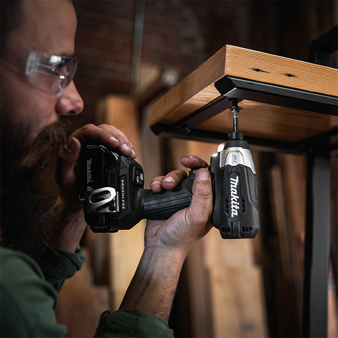 Makita 1/4" Sub-Compact Cordless Impact Driver with Brushless Motor