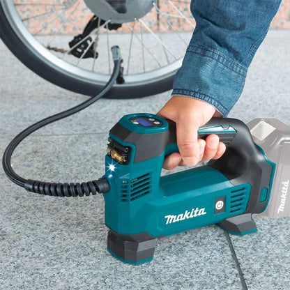 Makita 18V LXT Cordless Inflator Kit with Compact Battery