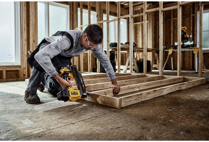 Dewalt 20V Max Brushless Cordless 30° Paper Collated Framing Nailer - Tool Only