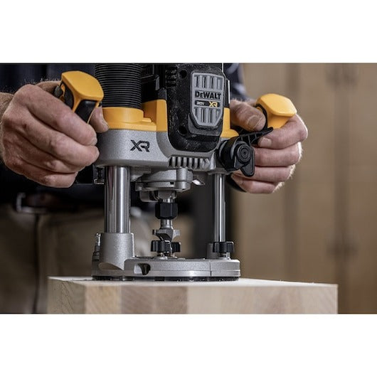 Dewalt 20V Max XR 2 1/4 Plunge Router