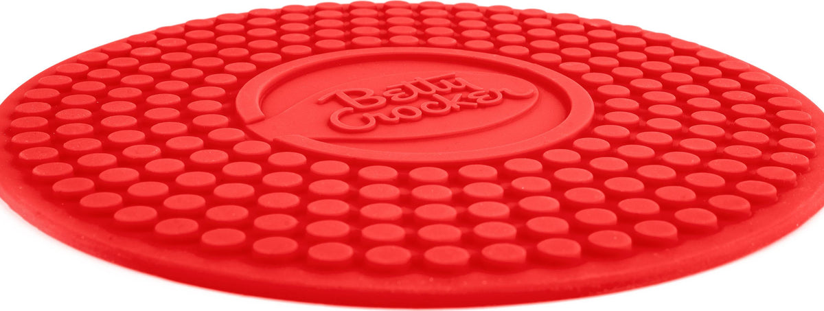 Betty Crocker 728660 9" Silicone Trivet - Red